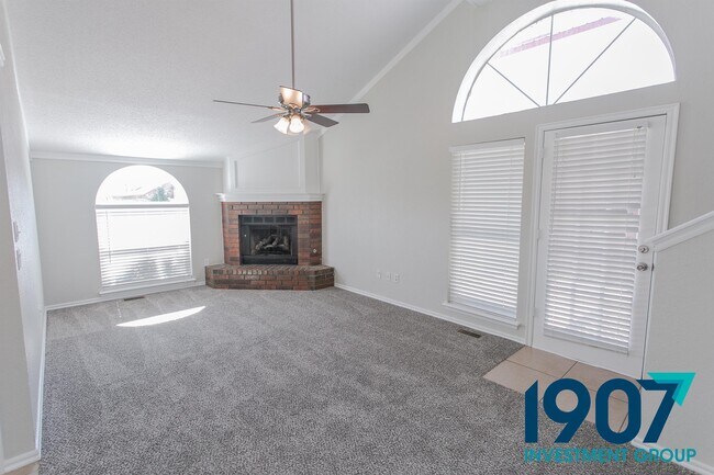 Foto del edificio - 2109 Briarcliff Dr