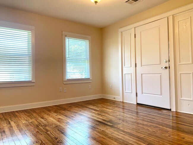 Foto del edificio - 9540 Stroelitz St