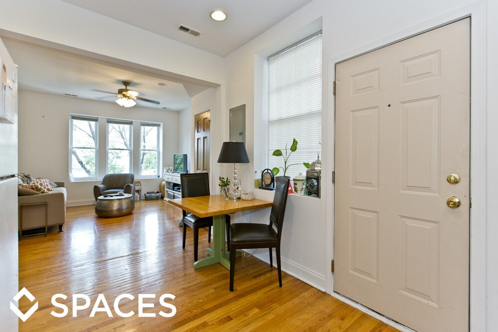 Foto principal - 3401 N Seminary Ave