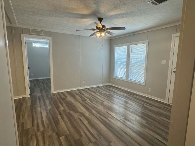 Building Photo - 9709 Polak Dr