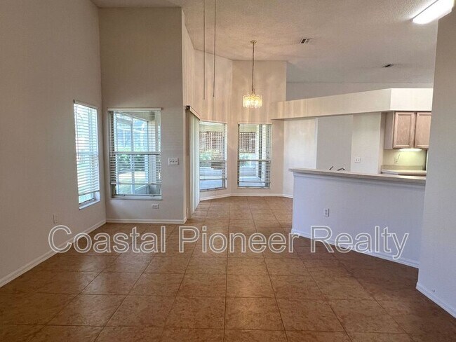 Foto del edificio - 9007 Westbay Blvd