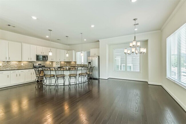 Foto del edificio - 1752 Monarch Ridge Dr