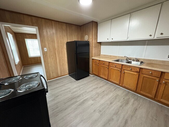 Building Photo - Newly Renovated Home in Rock Hill