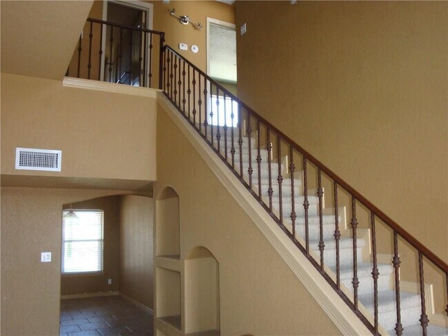 Foto del edificio - 3808 Tierra Allen Pl