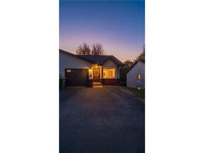 Foto del edificio - 9 Heights Rd NE