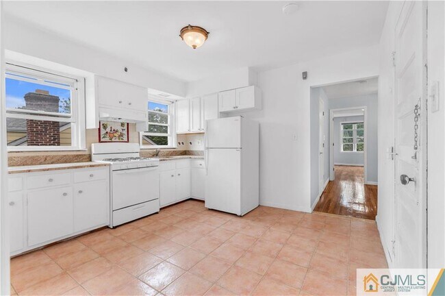 Foto del edificio - 66 Tiffany Pl