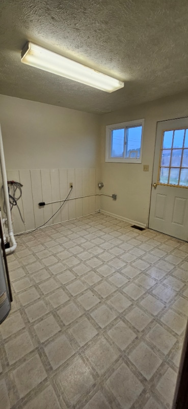 Building Photo - 11076 Main St