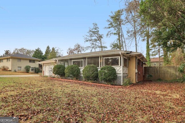 Building Photo - 716 Carolina Rd