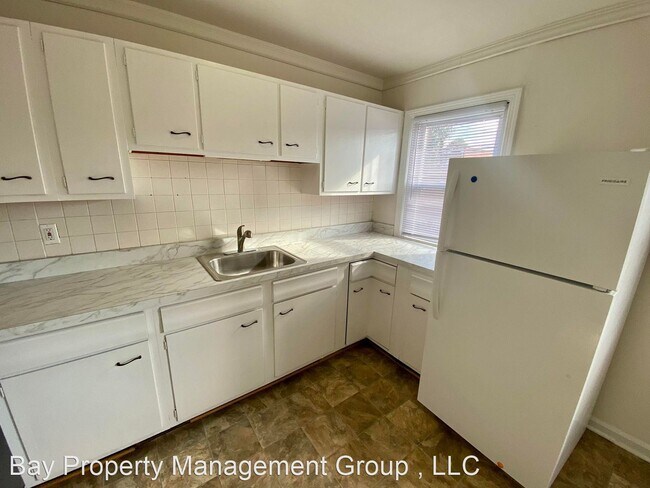 Foto del edificio - 3 br, 1.5 bath House - 8011 Gray Haven Rd