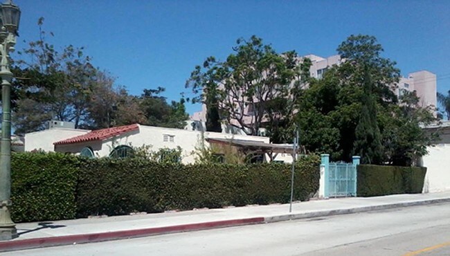 Foto del edificio - 1203 Wilcox Ave
