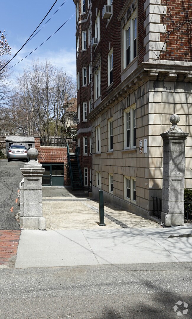 Foto del edificio - 1800 Massachusetts Ave