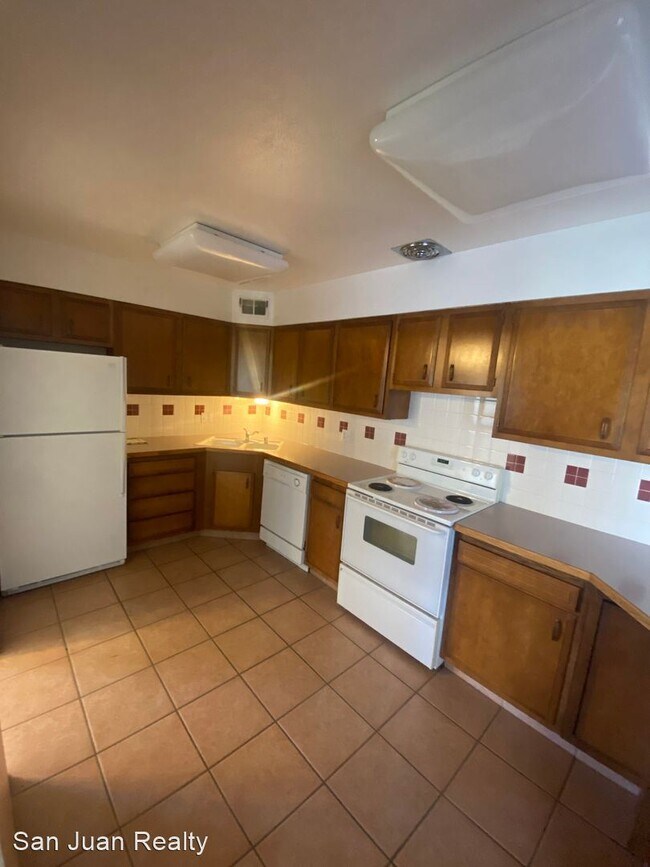 Building Photo - 2 br, 2 bath House - 1201 N Monterey Ave