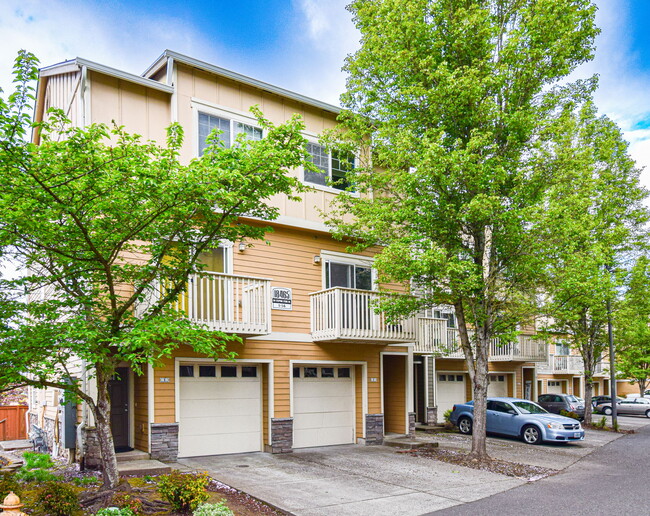 Building Photo - 18465 SW Stepping Stone Dr