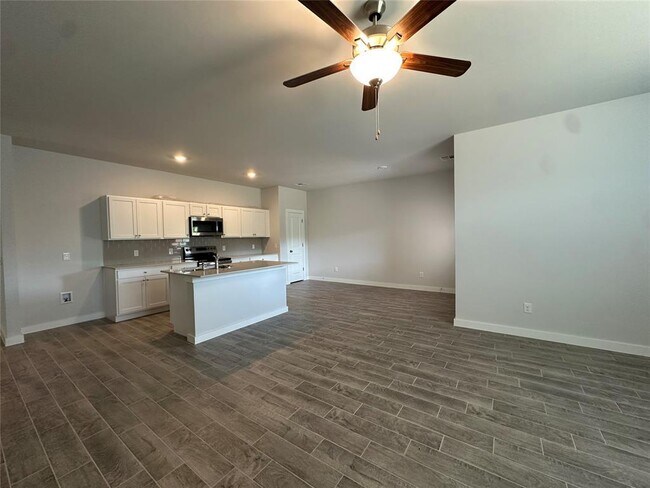 Foto del edificio - 17971 Lantana Loop