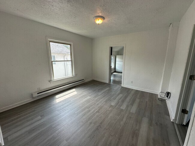 Foto del edificio - 1065 Caulfield Ave SW