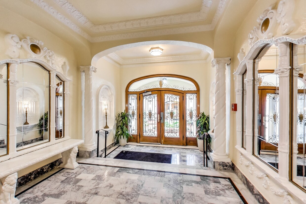 Foto del edificio - 1320-1380 Lombard