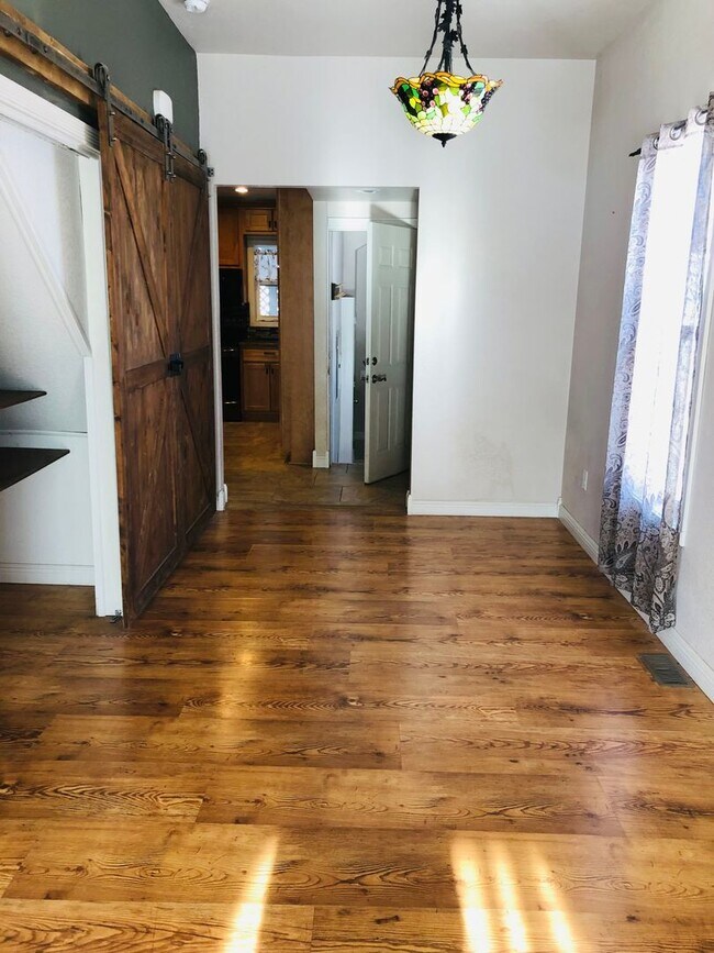 Foto del edificio - House- NW