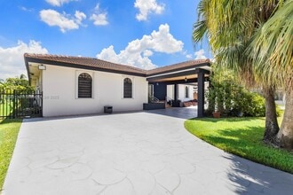 Building Photo - 161 SW 129th Ave