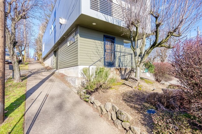 Photo - North Portland Recently Renovated Condo