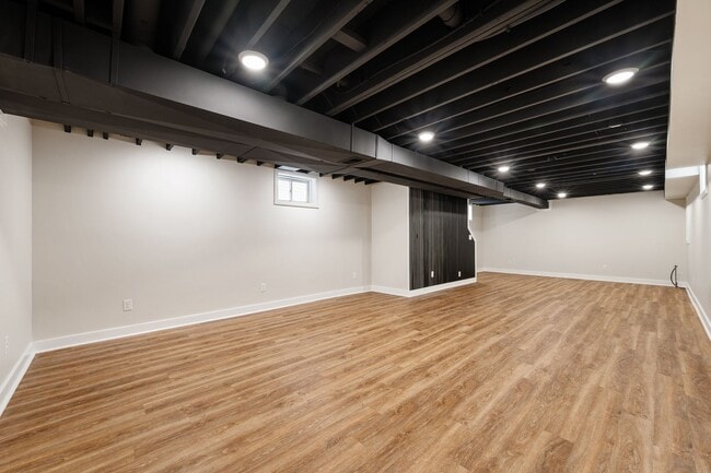 Photo - BEAUTIFUL CLIFTON HOME W/FENCED IN YARD AND FINISHED BASEMENT