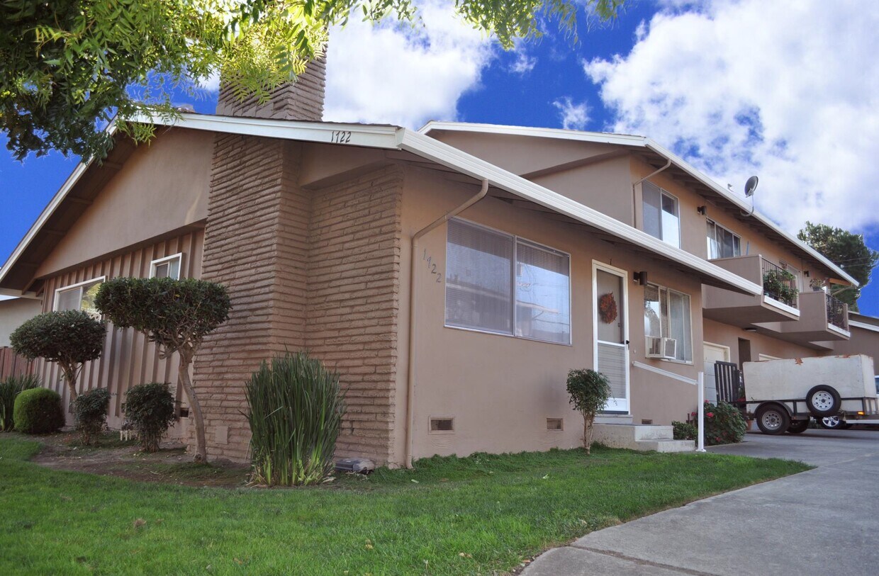 1722 Whitwood Ln, Campbell, CA 95008 Apartments in Campbell, CA