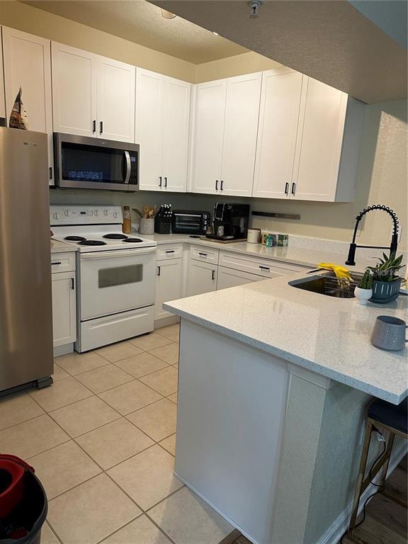 Building Photo - 5125 Palm Springs Blvd