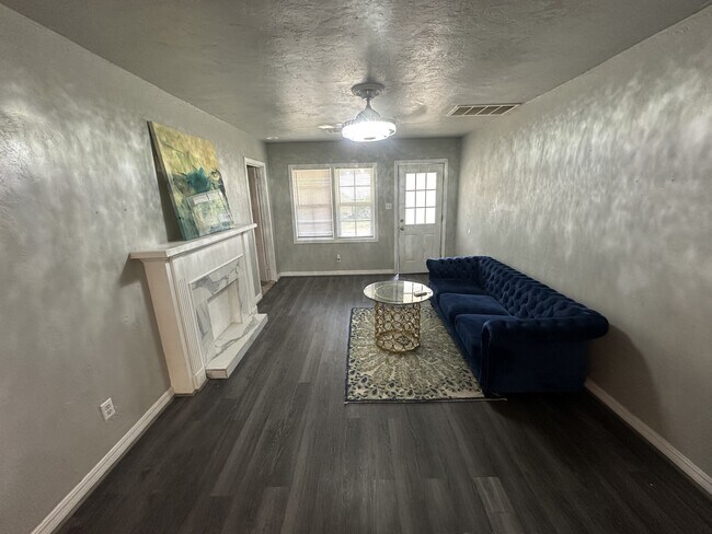 Foto del edificio - 2517 NW 38th St