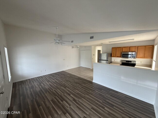 Building Photo - 2613 Lagoon Knoll Dr