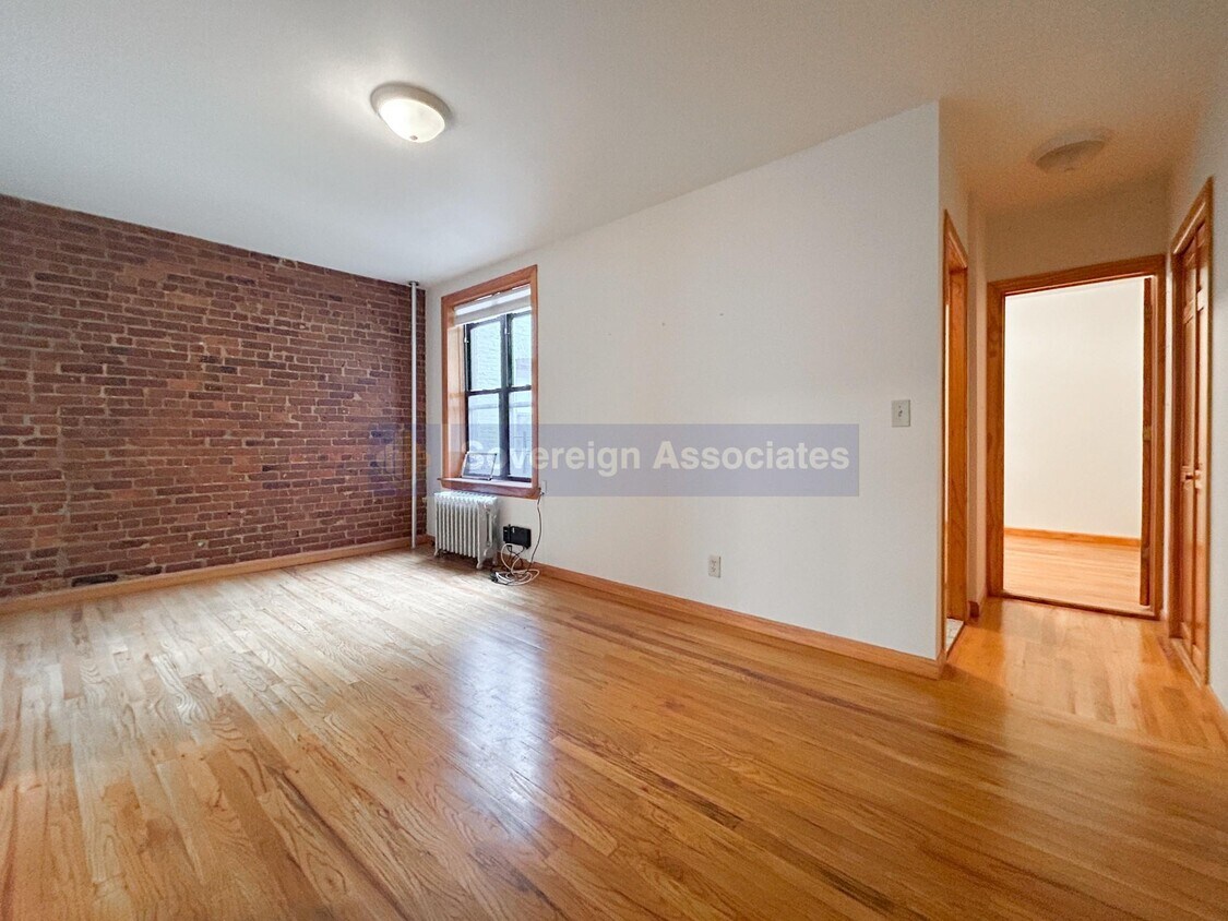 75 Cabrini Boulevard Room for Rent in New York, NY