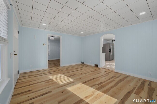 Foto del edificio - 125 Spithead Rd