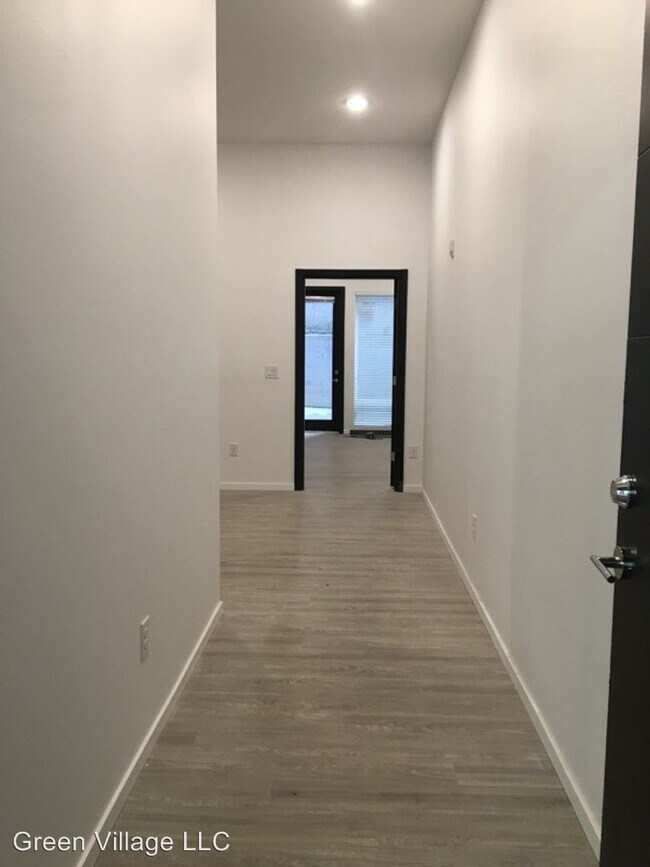 Foto del edificio - 5512 17th Ave NW