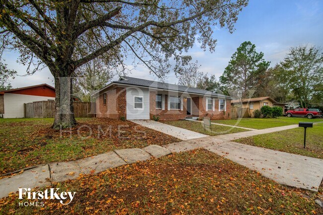 Building Photo - 8704 Country Creek Blvd