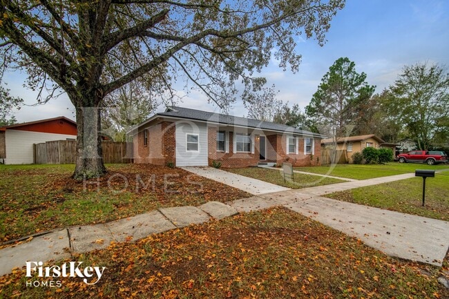 Foto del edificio - 8704 Country Creek Blvd