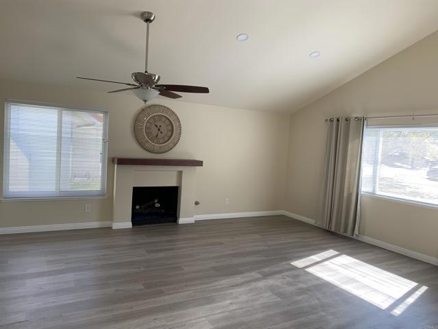 Foto del edificio - 856 Crystal Creek Ct