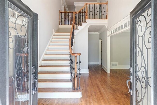 Building Photo - 2747 Mt Pleasant Trail