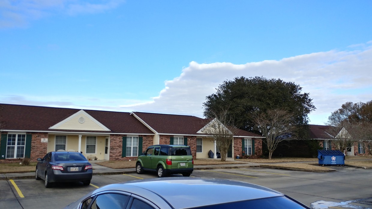 Primary Photo - Eola Manor Senior Apartments