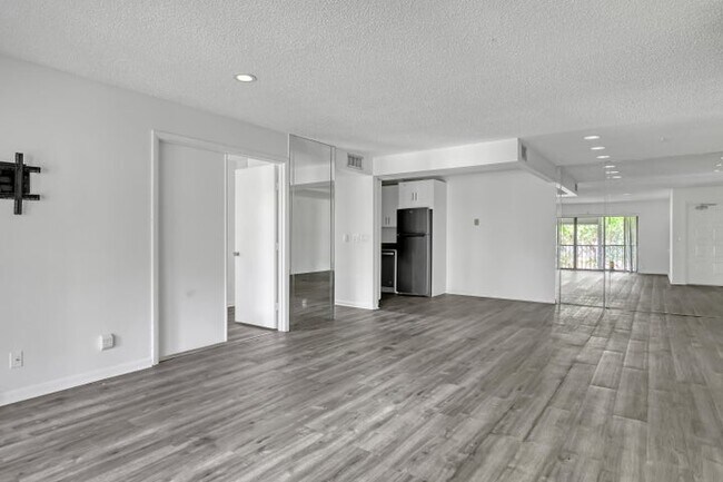 Foto del edificio - 3618 Alder Dr