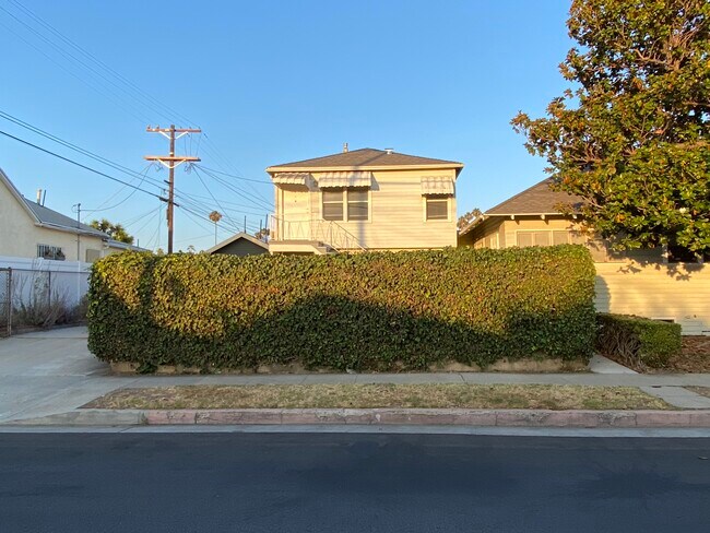 Apartamento desde la calle - 2914 Cimarron St