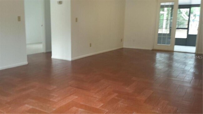 Building Photo - 440 Aural Ln