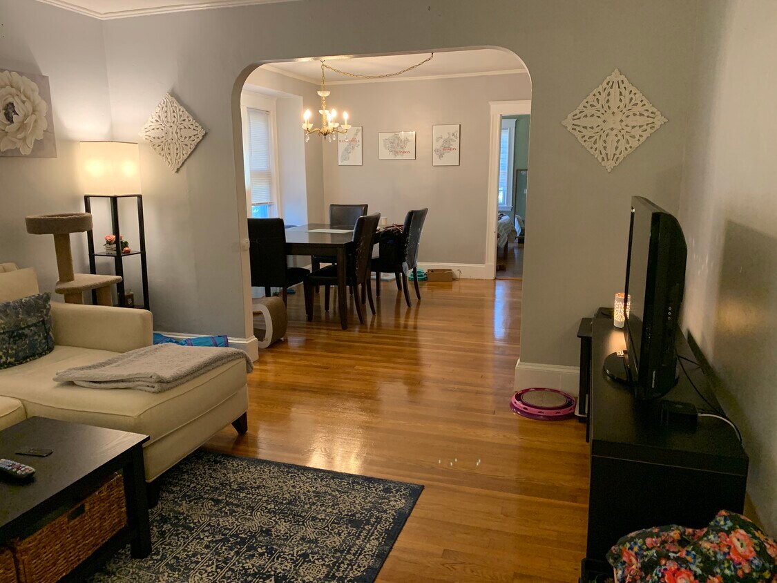 28 Gilmore St Unit 1, Quincy, MA 02170 Apartments in Quincy, MA