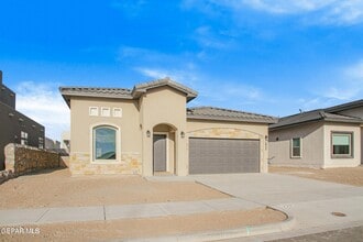 Building Photo - 232 Emerald Rock