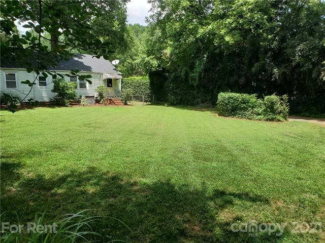 Building Photo - 853 Wriston Pl