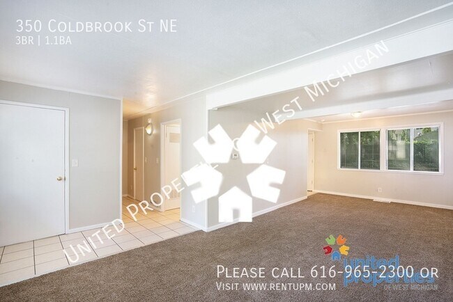 Foto del edificio - Tours Estimated to Begin 10/14 | 3 Bedroom...