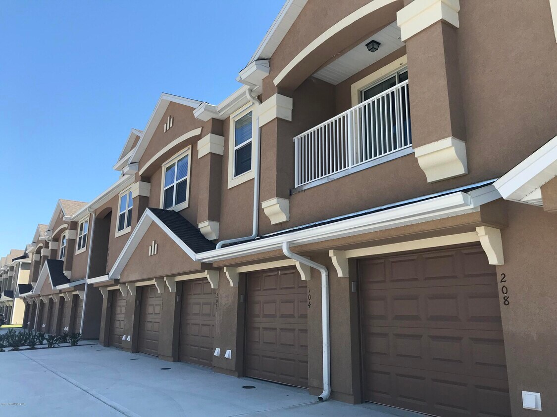 Primary Photo - 4027 Meander Pl