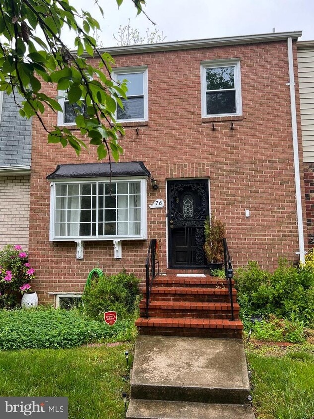 76 Old Enterprise Rd, Kettering, MD 20774 Townhome Rentals in