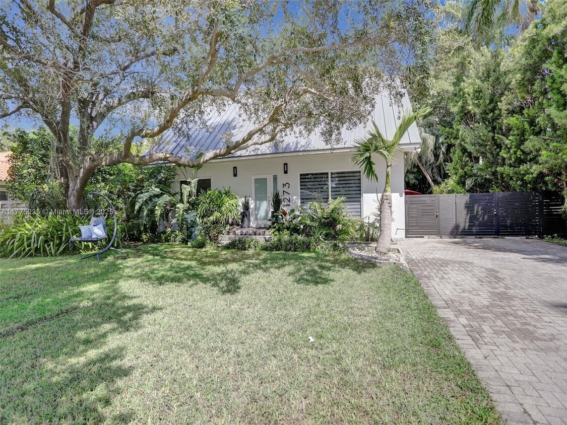 Primary Photo - 1273 NE 92nd St