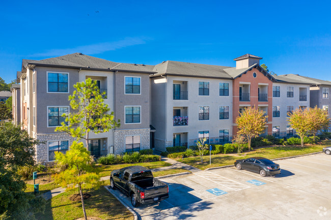 Building Photo - Evergreen at Sterling Ridge