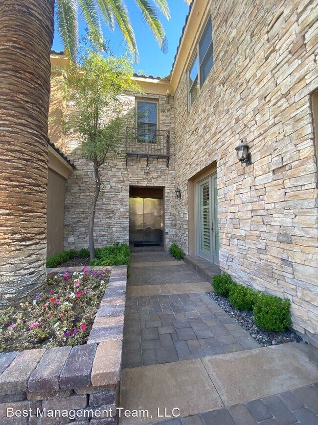 Building Photo - 6 br, 6.5 bath House - 4136 Villa Rafael D...