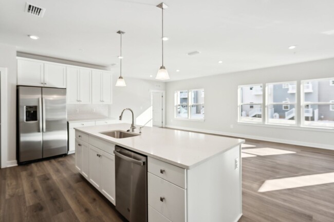 Building Photo - Brand New 2-Bed, 2-Bath Condo in Prime Ste...