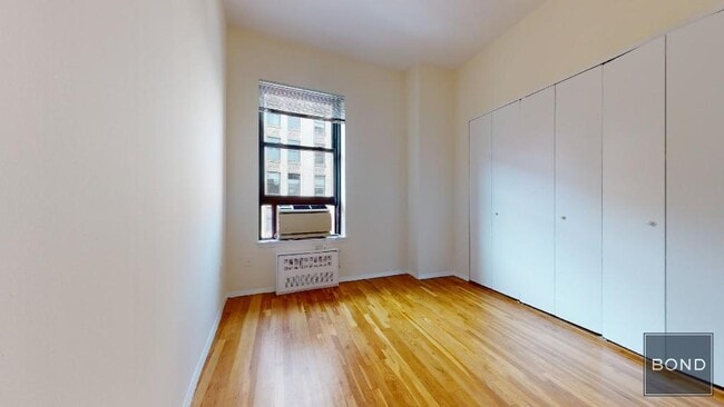 Building Photo - 1 Astor Pl